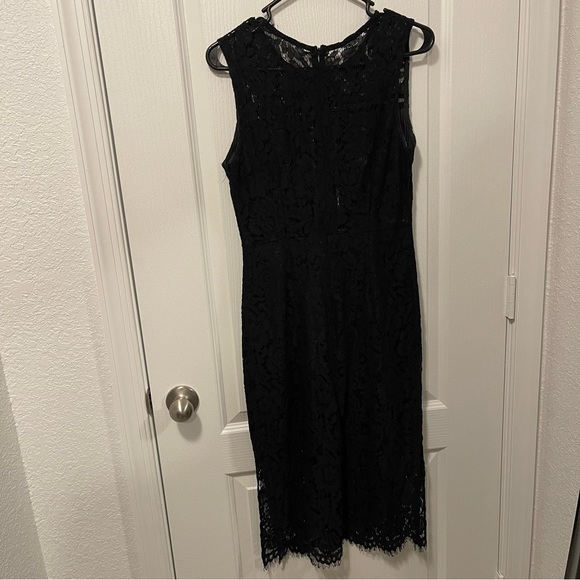 Lace Dress - Picture 4 of 5